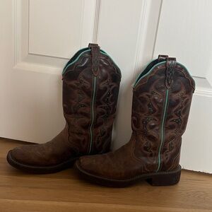 Justin Boots Brown and Teal Women's Western Boots Size 8